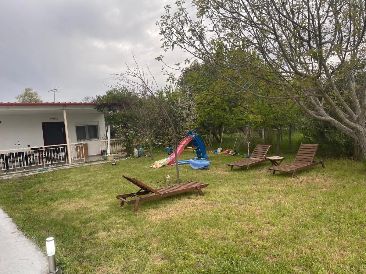 Ευχάριστο Εξοχικό Σπίτι Με Barbeque Apartment Skala Fourkas Ngoại thất bức ảnh
